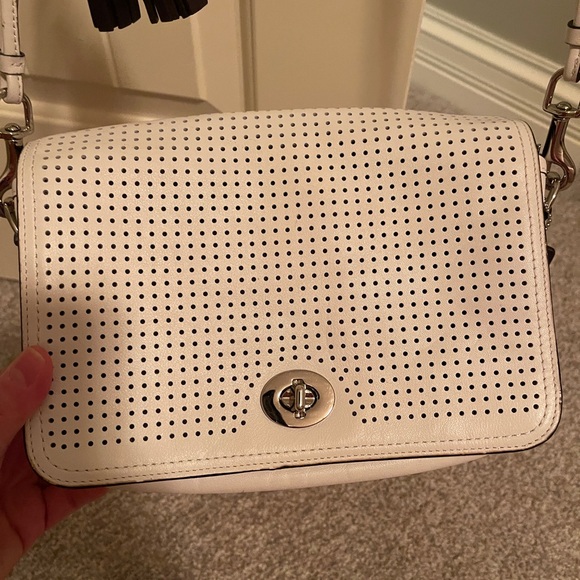 White Coach Purse - Picture 2 of 9